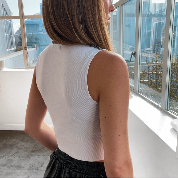 White Exposed Seam Top - Picture 3 of 3